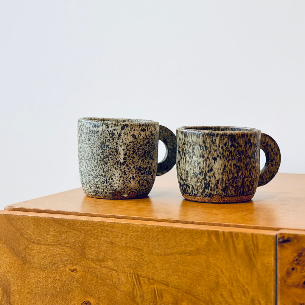 Speckle Brown Mugs