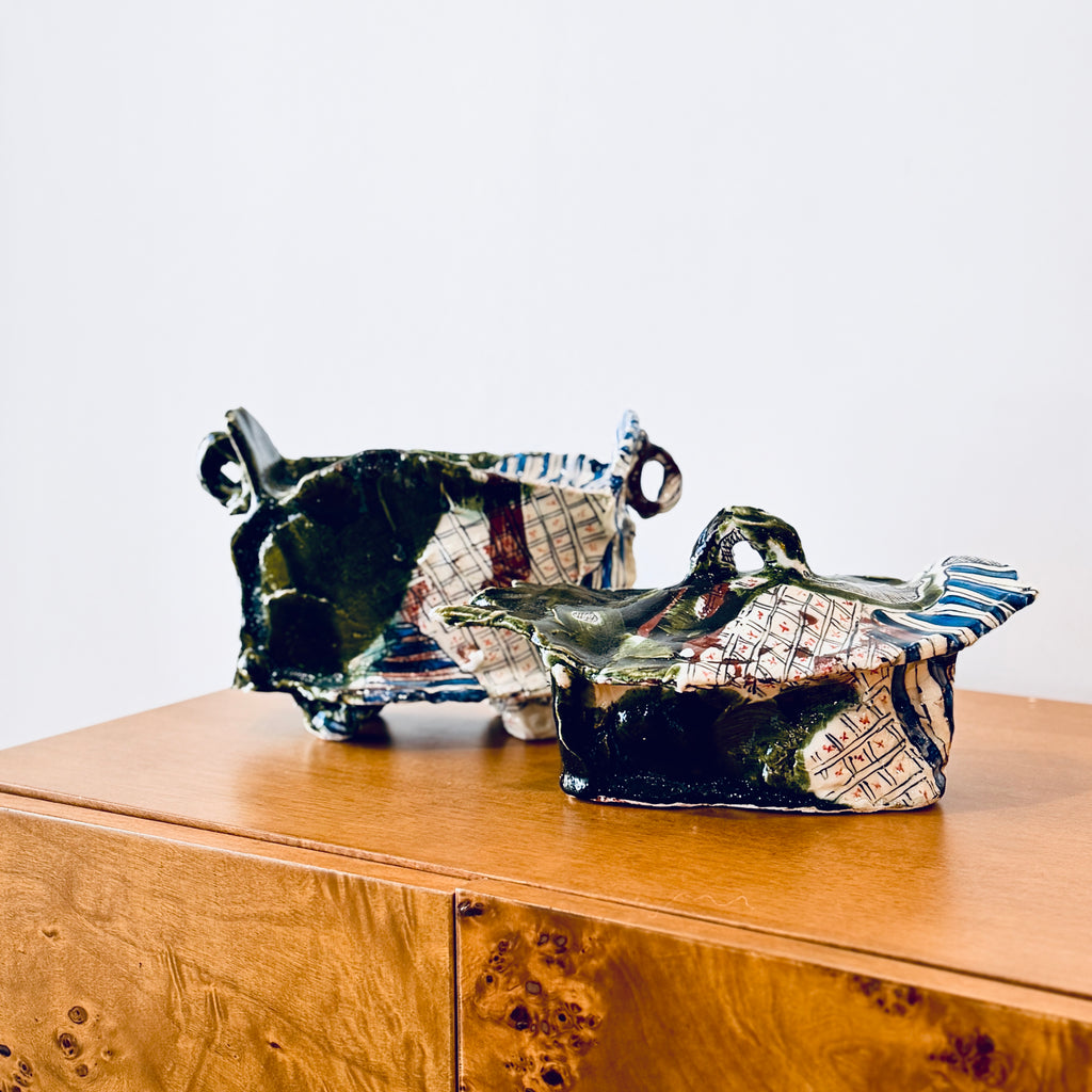 Oribe sculptural box with lid